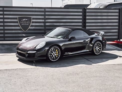Used 2014 Porsche 911 Turbo S AWD/4WD image 5