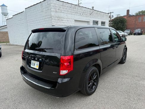 Used 2020 Dodge Grand Caravan GT FWD image 5