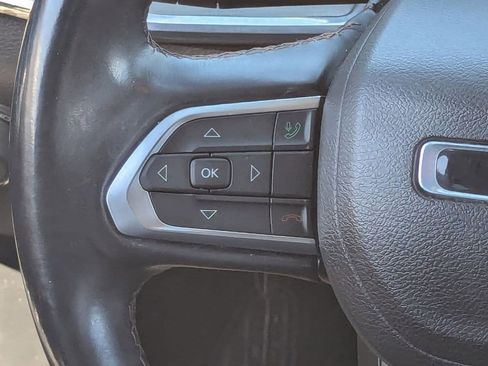 Used 2022 Jeep Compass Limited image 17