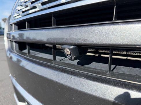 Used 2018 Ford Explorer Platinum AWD/4WD image 9
