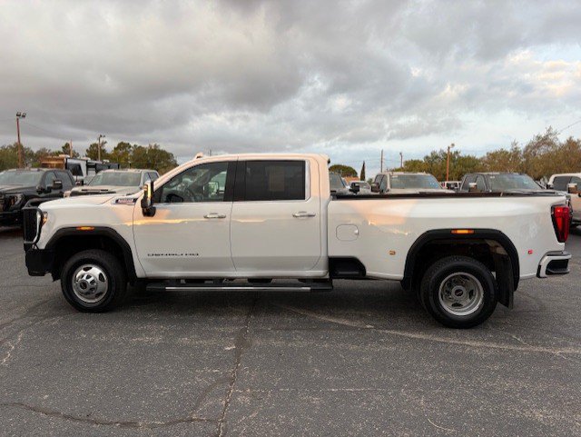 Used 2021 GMC Sierra 3500 Denali w/ Denali Ultimate Package AWD/4WD image 8