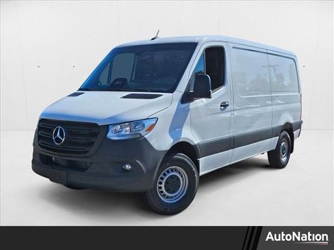 New 2025 Mercedes-Benz Sprinter 2500 image 1