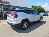 Used 2022 GMC Terrain SLE w/ Driver Convenience Package image 3