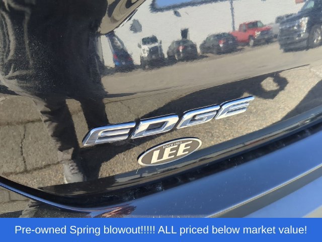 Used 2020 Ford Edge SE FWD image 12