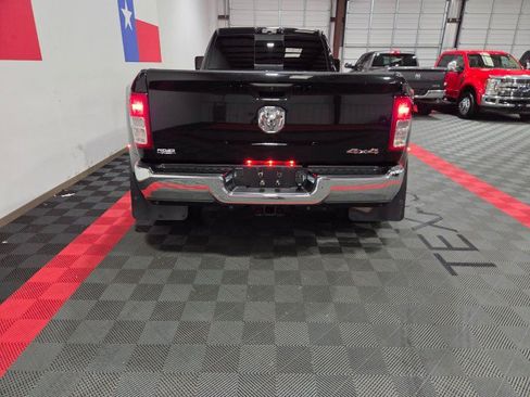 Used 2024 RAM 3500 Tradesman w/ Chrome Appearance Group AWD/4WD image 26