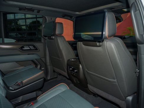 Used 2026 GMC Yukon AT4 w/ AT4 Premium Plus Package AWD/4WD image 21