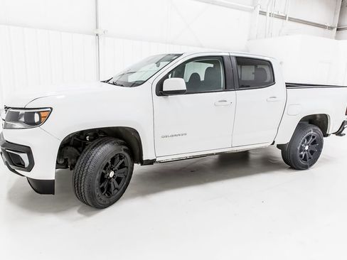 Used 2021 Chevrolet Colorado LT w/ LT Convenience Package RWD image 3