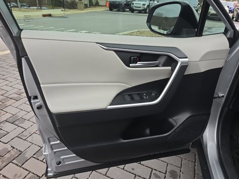 Used 2024 Toyota RAV4 XLE image 19