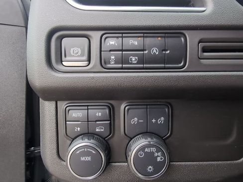 Used 2024 Chevrolet Tahoe RST w/ Luxury Package image 18