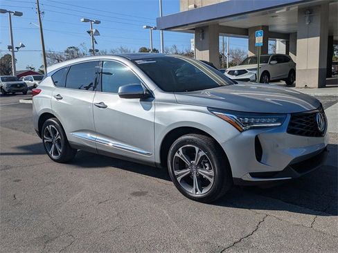 Certified 2025 Acura RDX w/ Technology Package image 2