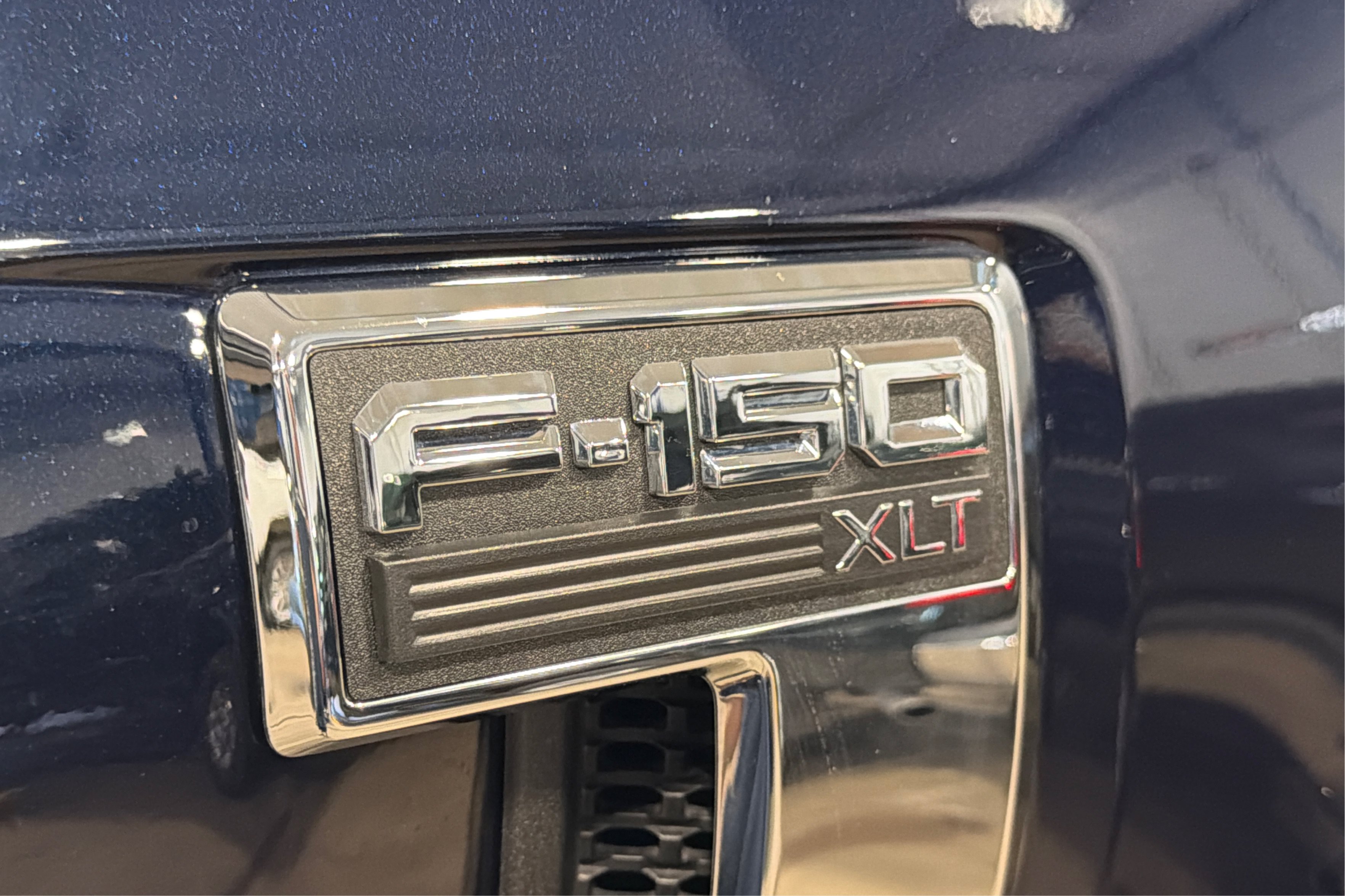 Used 2022 Ford F150 XLT w/ Equipment Group 301A Mid AWD/4WD image 14