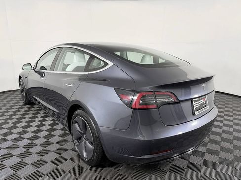 Used 2018 Tesla Model 3 Long Range AWD/4WD image 17