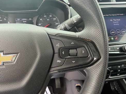 Used 2023 Chevrolet TrailBlazer LT w/ Convenience Package FWD image 27