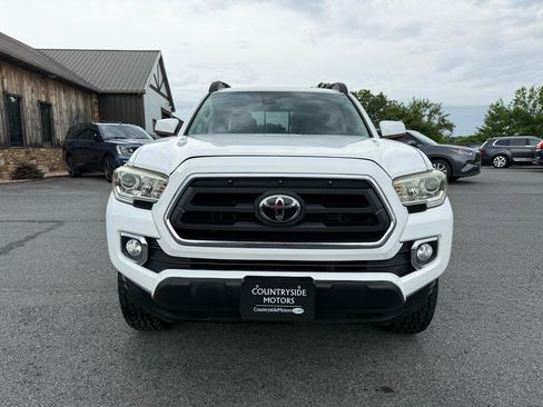 Used 2020 Toyota Tacoma SR5 RWD image 9