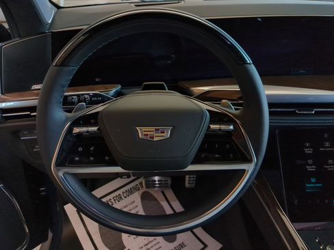 New 2025 Cadillac Escalade Sport Platinum w/ LPO, ONYX Package image 33