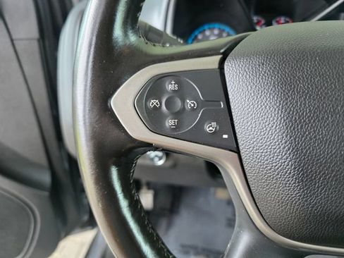 Used 2022 Chevrolet Colorado Z71 AWD/4WD image 27