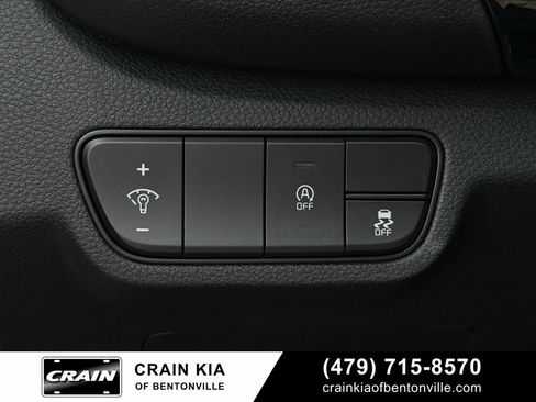 New 2026 Kia Seltos S FWD image 13