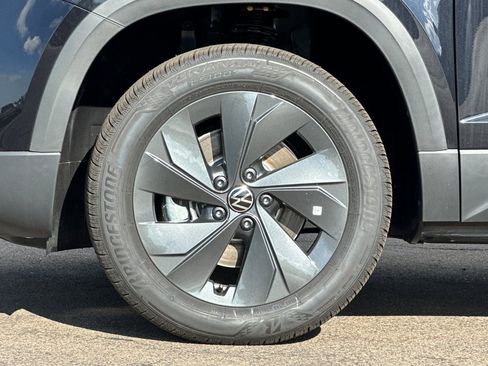 New 2026 Volkswagen Taos S FWD image 25