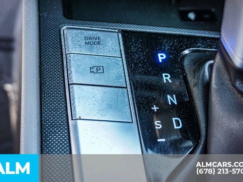 Used 2025 Hyundai Elantra Sport image 43