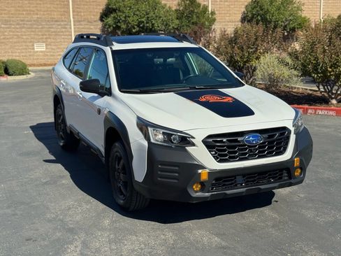 Used 2022 Subaru Outback Wilderness image 8
