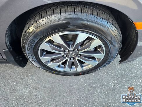 Used 2024 Honda Odyssey EX-L image 11