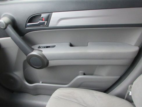 Used 2011 Honda CR-V SE image 30