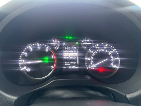 Used 2023 Lexus GX 460 Premium image 24