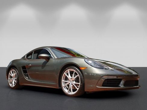 Used 2025 Porsche 718 Cayman RWD image 23