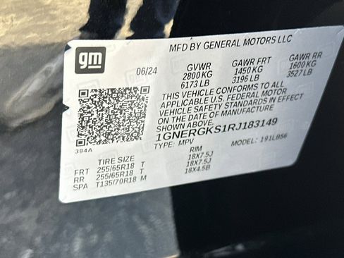 Used 2024 Chevrolet Traverse LT image 30