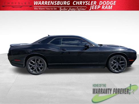 Used 2023 Dodge Challenger SXT w/ Plus Package image 2