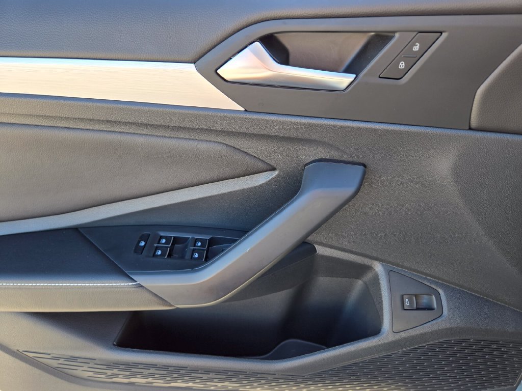 Certified 2026 Volkswagen Jetta S FWD image 18
