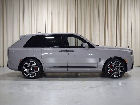 New 2026 Rolls-Royce Cullinan Black Badge AWD/4WD image 12