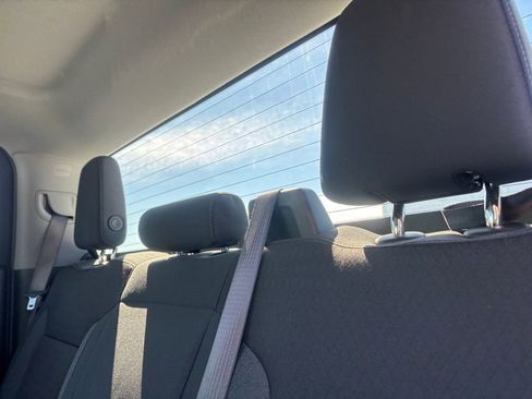 Used 2024 Chevrolet Silverado 1500 Custom image 26