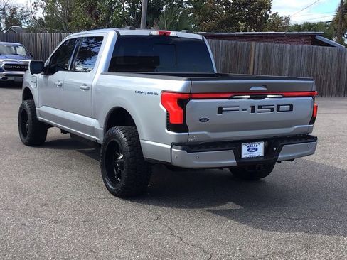 Used 2023 Ford F150 Lightning Lariat w/ Equipment Group 511A High image 8