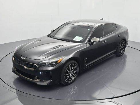 Used 2023 Kia Stinger GT-Line w/ Sun & Sound Package RWD image 28