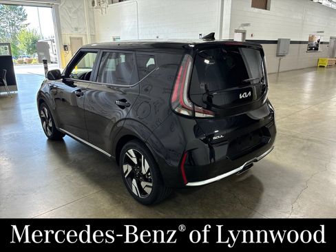 Used 2024 Kia Soul GT-Line w/ Option Group 020 FWD image 3