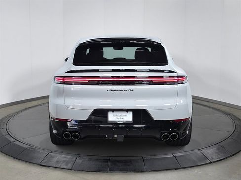 Used 2025 Porsche Cayenne GTS image 6