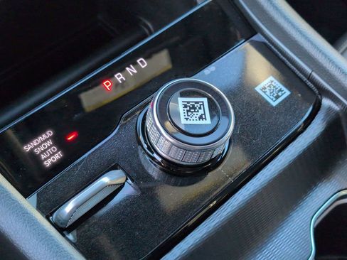 New 2025 Jeep Grand Cherokee L Limited image 16