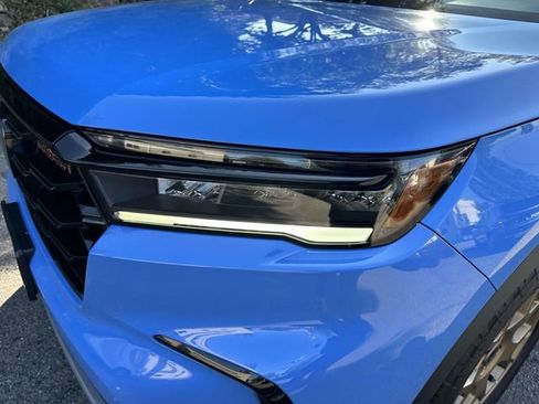 Used 2024 Honda Pilot TrailSport image 8