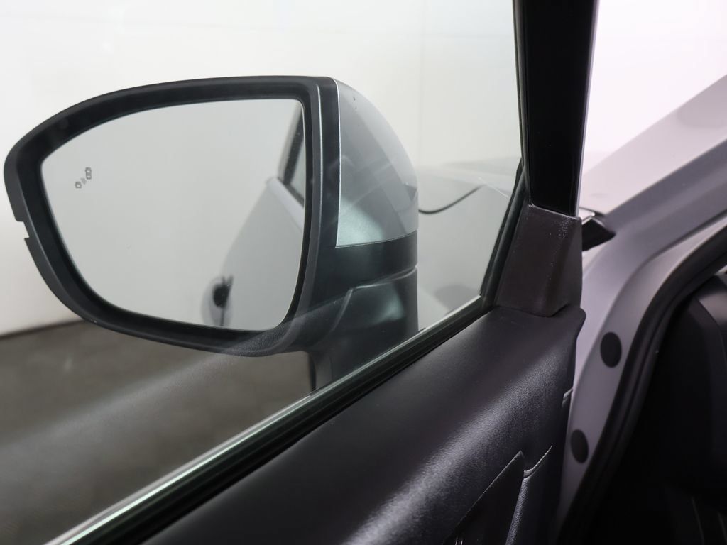 Used 2023 Nissan Pathfinder SL AWD/4WD image 37