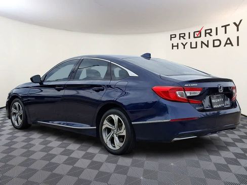 Used 2018 Honda Accord EX image 6