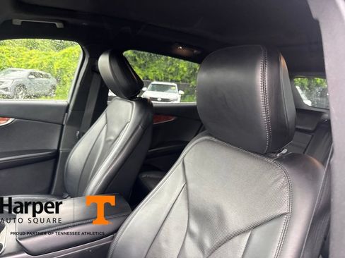 Used 2020 Lincoln Nautilus Reserve FWD image 12
