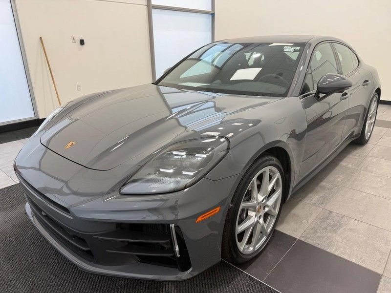 Certified 2025 Porsche Panamera 4 AWD/4WD image 1