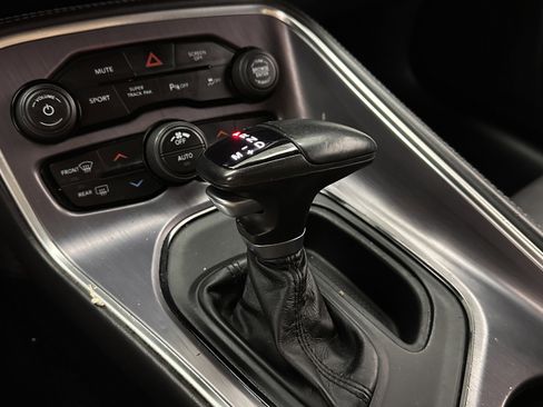 Used 2017 Dodge Challenger R/T Plus image 14