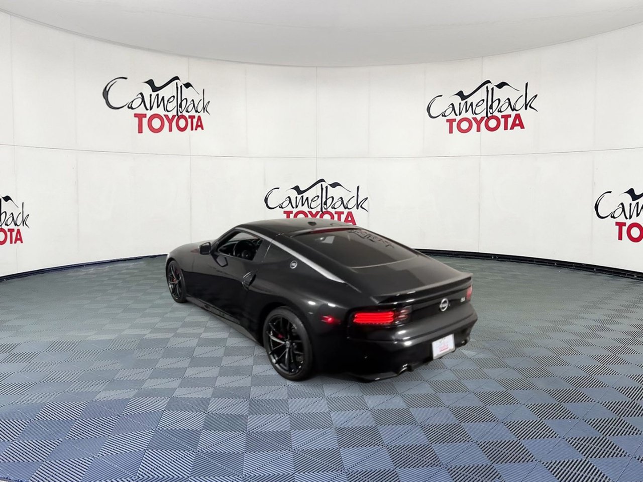 Used 2024 Nissan Z Performance w/ Floor Mat Package RWD image 8