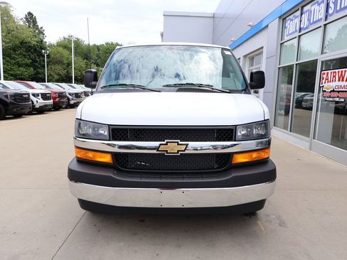 New 2026 Chevrolet Express 3500 Extended w/ Driver Convenience Package RWD image 5