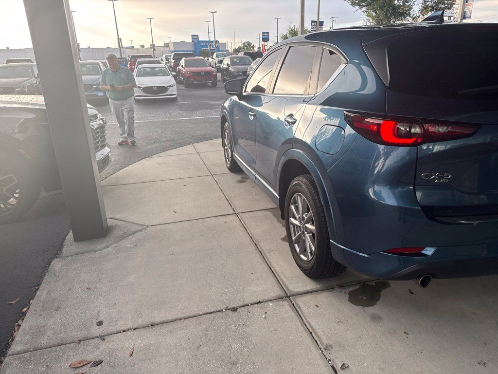 Used 2024 MAZDA CX-5 AWD 2.5 S w/ Select Package image 3