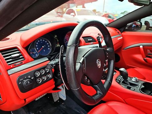 Used 2018 Maserati GranTurismo Sport image 19