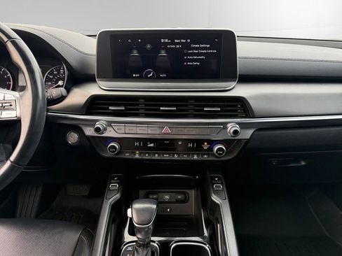 Used 2022 Kia Telluride S image 11