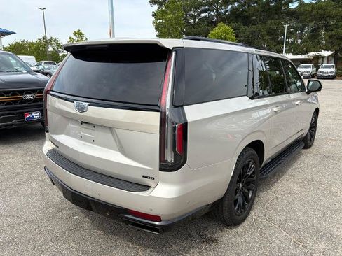 Used 2022 Cadillac Escalade ESV Sport Platinum w/ LPO, ONYX Package AWD/4WD image 5